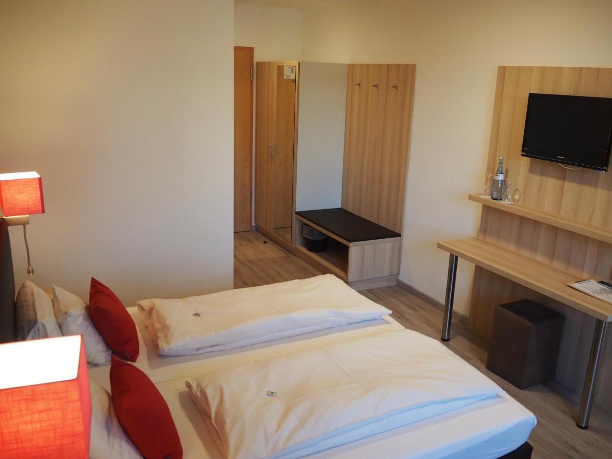 Hotel „Zur Linde“ Ehingen  Extérieur photo