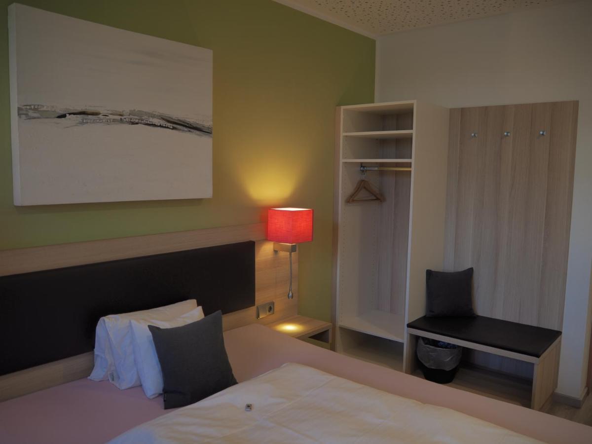Hotel „Zur Linde“ Ehingen  Extérieur photo
